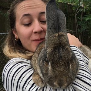 Meet your Posher, Lucie